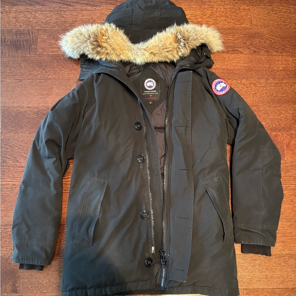 Canada Goose Men's Black Puffer Jacket with Fur Hood